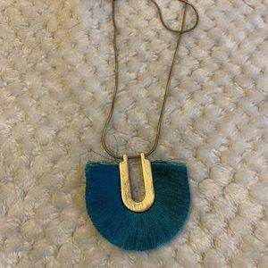 Long fringe necklacd